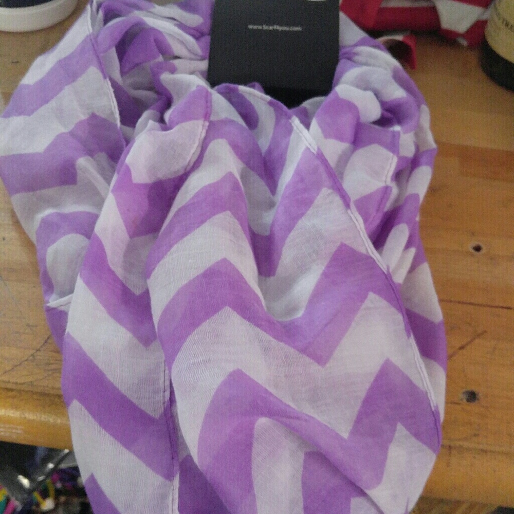 Loop scarf